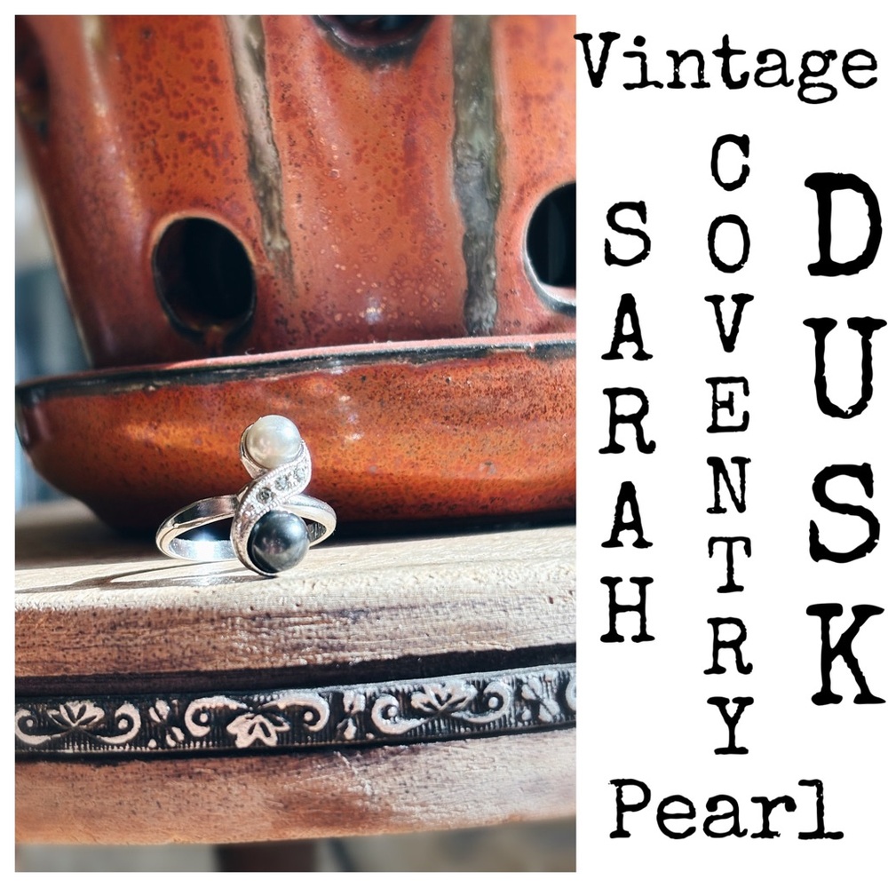 Sara Coventry Vintage Dusk Pearl Rhinestone Ring size 9